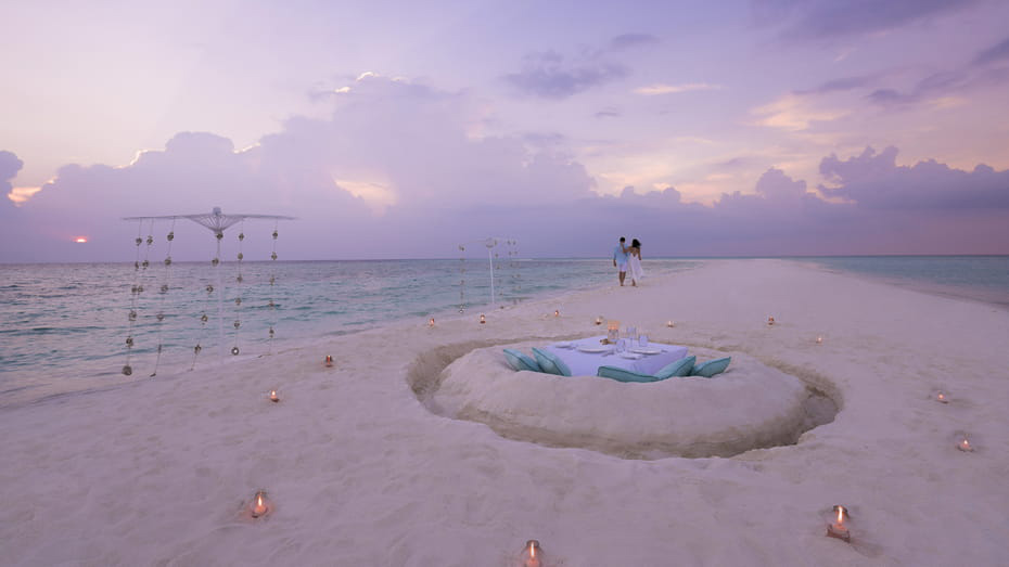 Four Seasons Private Island Maldives Voavah Yacht Voavah Summer
